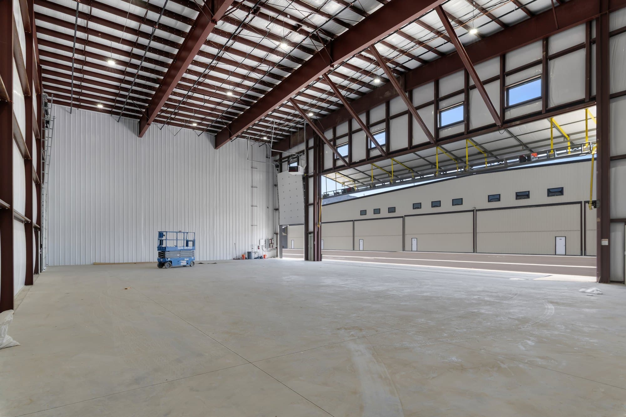 Hangar 181